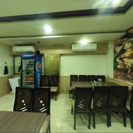 Kingsway Hotel And Restaurant Ajmer Dargah 350 Meter Экстерьер фото